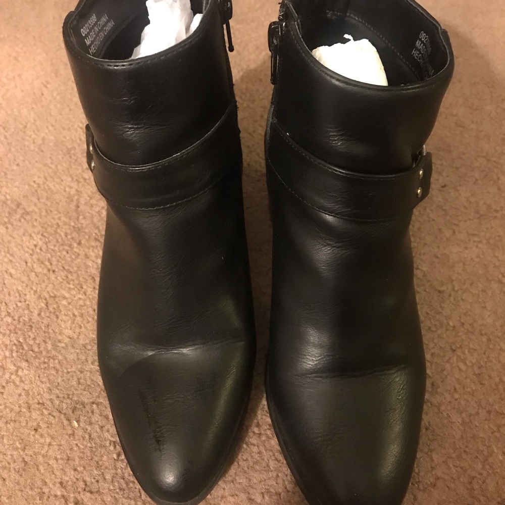 Black heeled booties